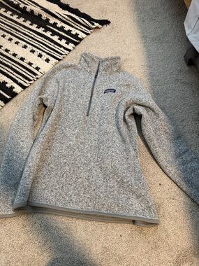 Patagonia Light Heather Gray Half-Zip Fleece Pullover